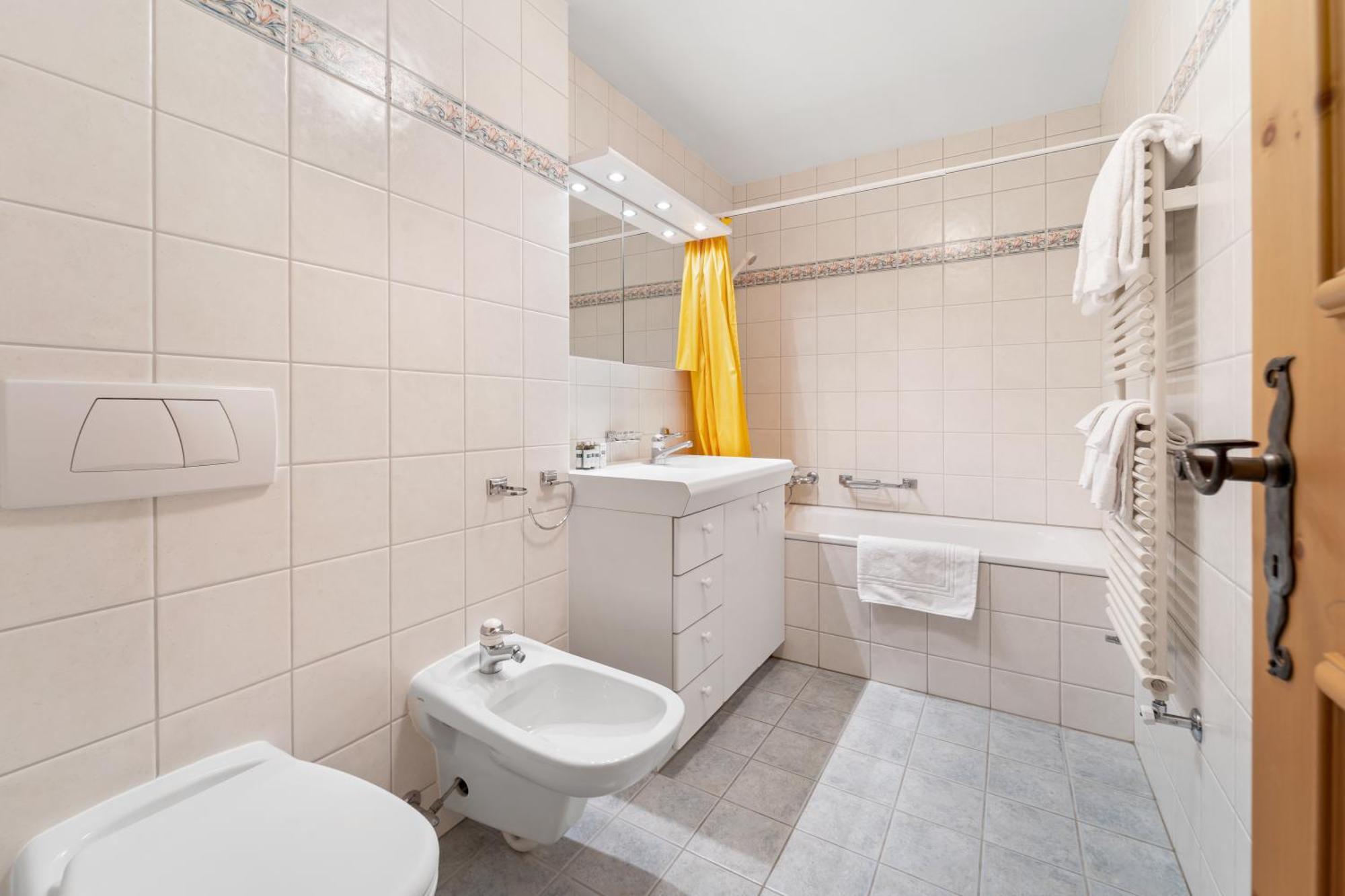 Chalet St Moritz Madulain Luaran gambar