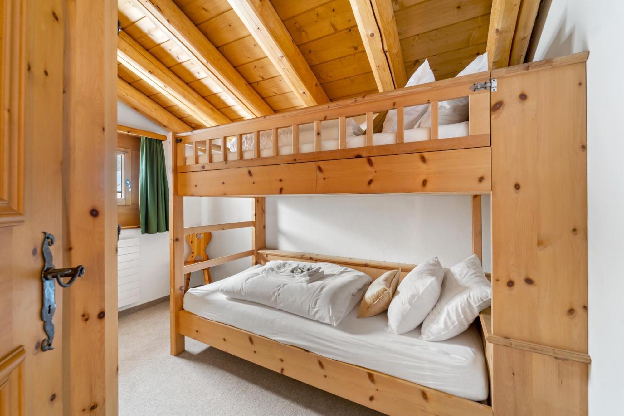 Chalet St Moritz Madulain Luaran gambar